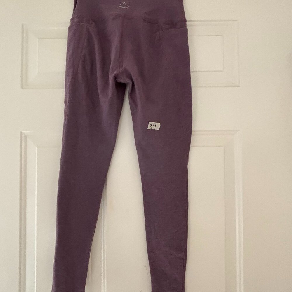 Womens Beyond Yog leggings It says X for‎ size S or M it looks #251 preloved